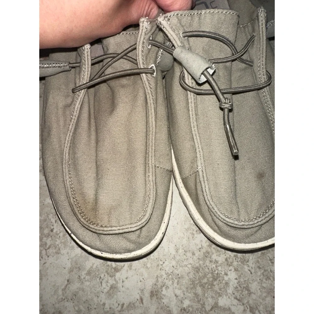 Hey Dude Wendy Womens Size 9 Khaki Tan Canvas Slip On‎ Loafers Shoes Low Top